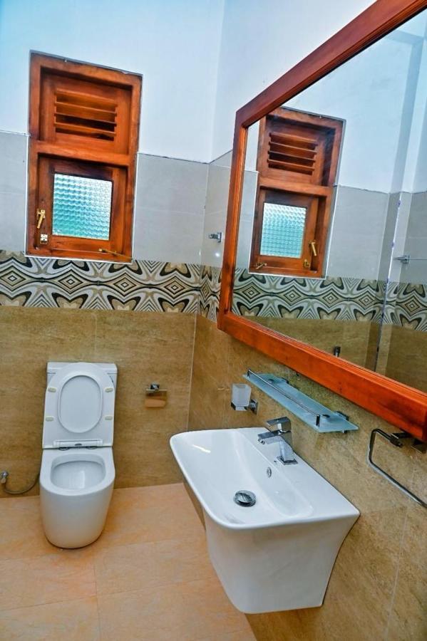Emerald Home Stay Anurâdhapura Extérieur photo